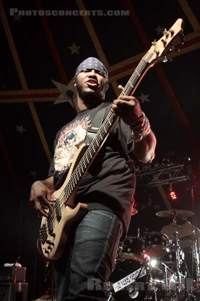 SUICIDAL TENDENCIES - 2009-07-05 - CERGY - Base de Loisirs - 